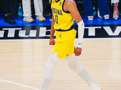 命运弄人的抢七,哈利伯顿跟腱受伤退场,雷霆夺冠亚历山大全票FMVP